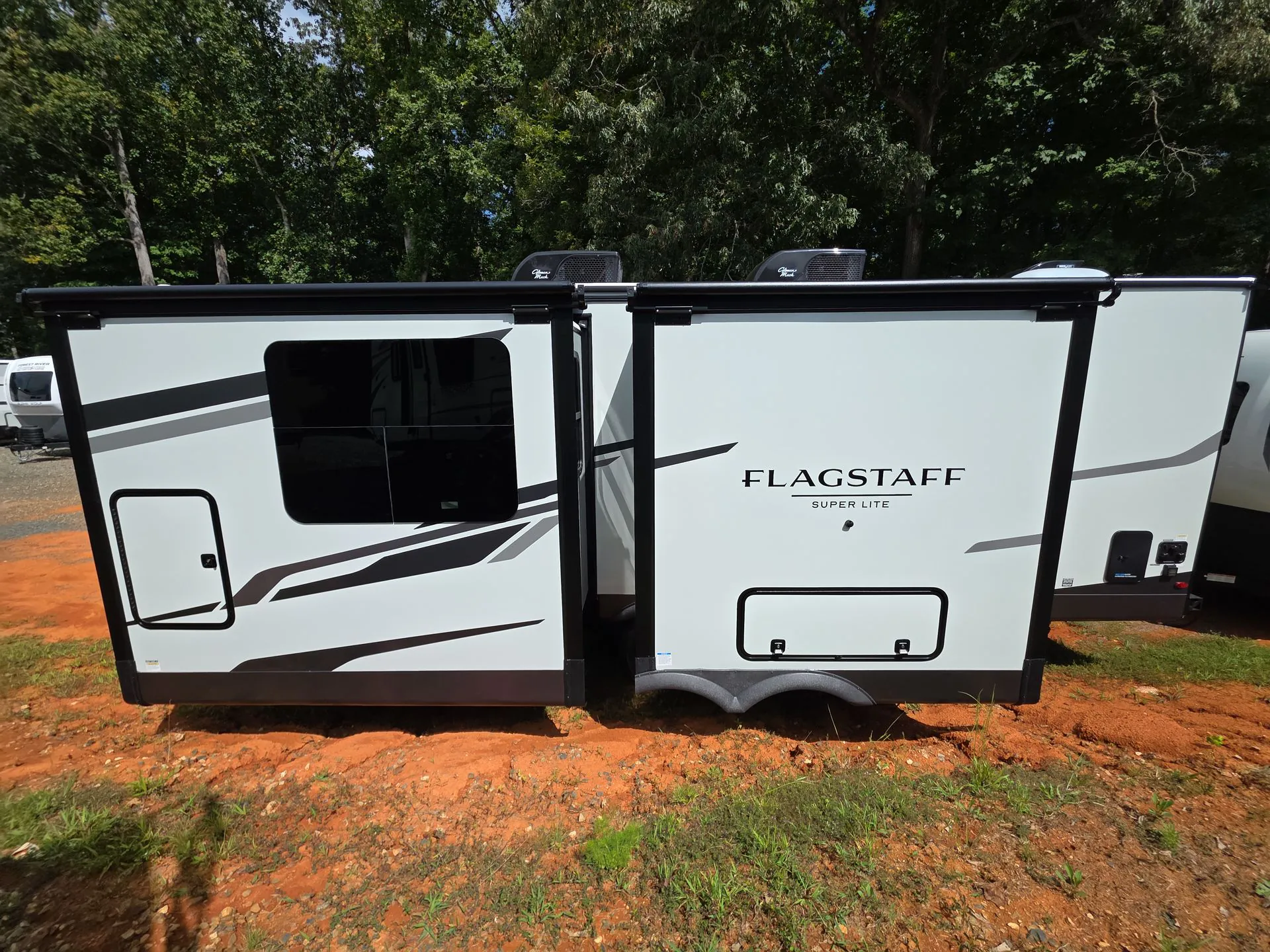 2027 Forest River Flagstaff Super Lite 26MBR — Photo 5