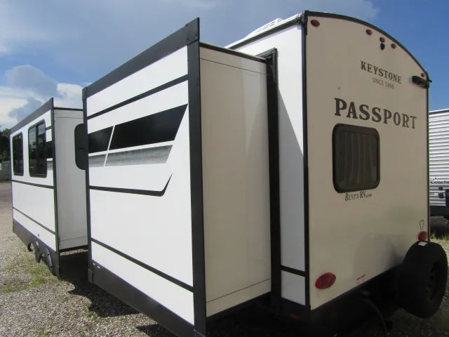 2026 Keystone Passport 3300BK - Photo 4