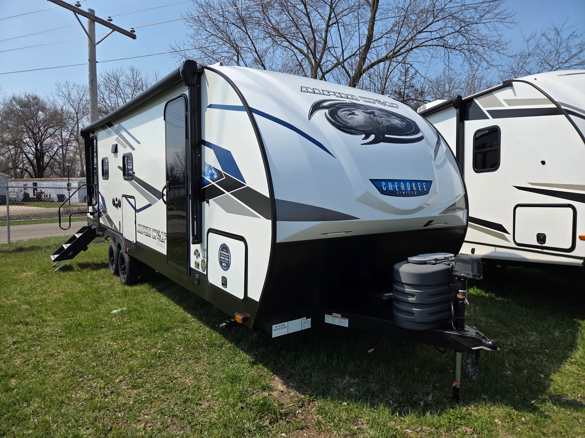 2024 Forest River Cherokee Alpha Wolf 2500RL - Photo 2