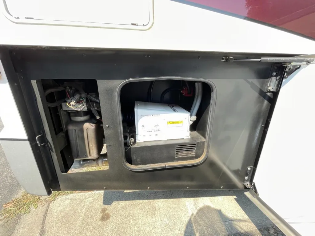 2018 Fleetwood Pace Arrow LXE 38K, Photos photo 35