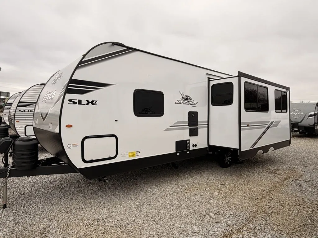 2026 Jayco Jay Flight 262RLS - Photo 3