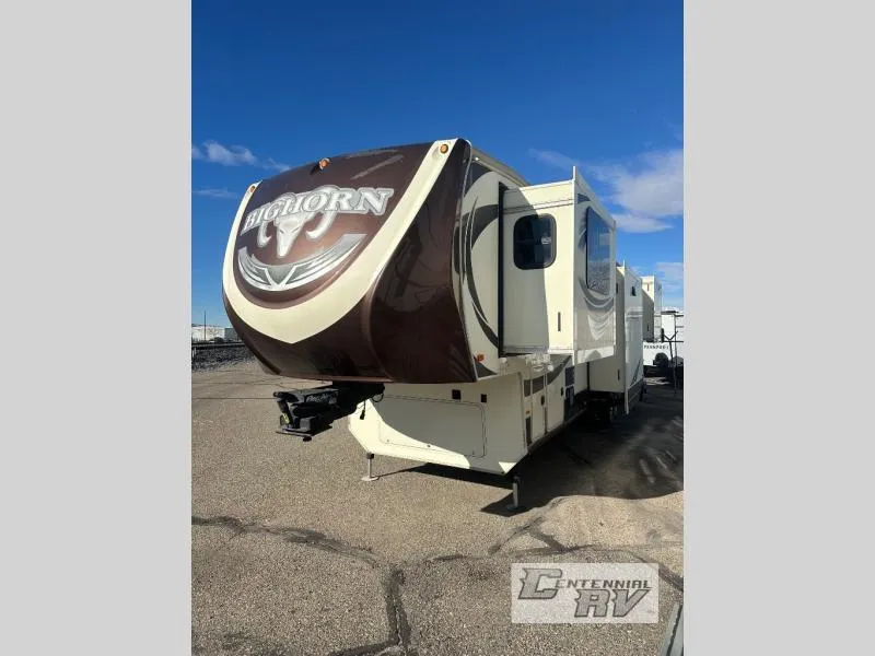 2016 Heartland Bighorn 3750FL - Photo 2