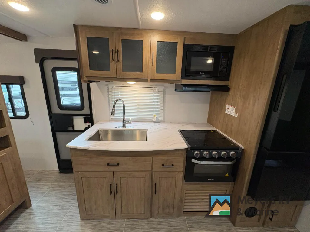 2025 Coachmen Freedom Express Select 29SE, Photos photo 18