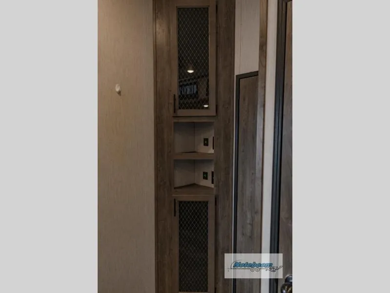 2021 Forest River Sabre 37FLH - Photo 4