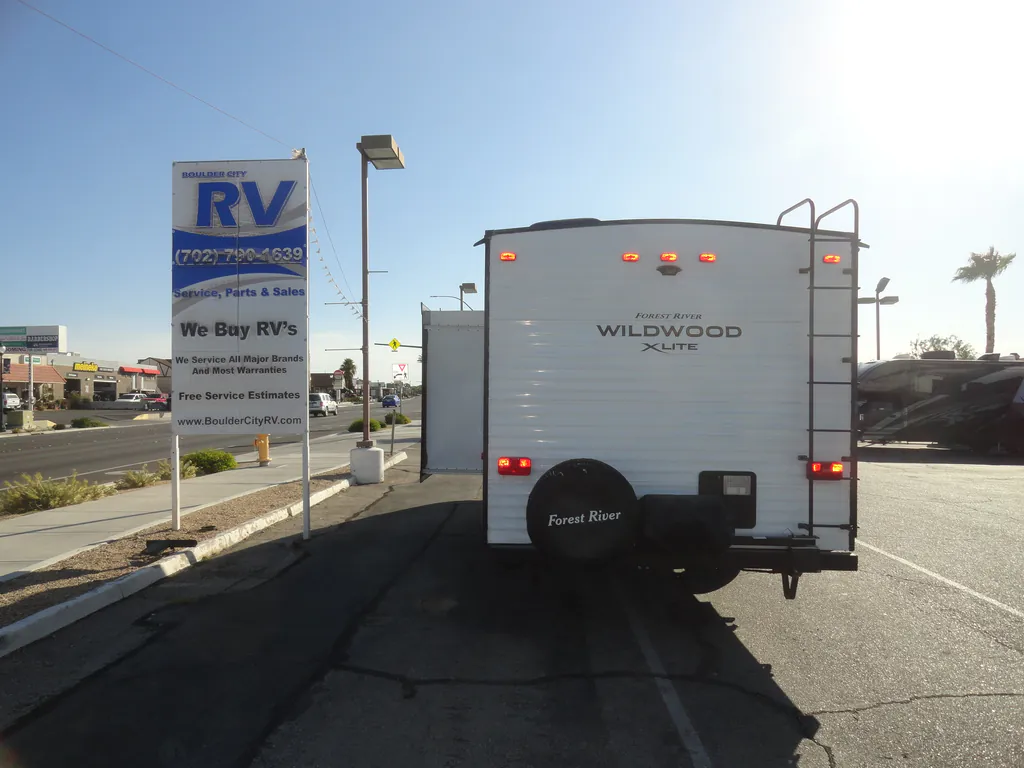 2019 Forest River Wildwood X-Lite 241BHXL, Photos photo 5