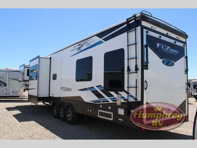 2022 Keystone Fuzion 430 - Photo 4
