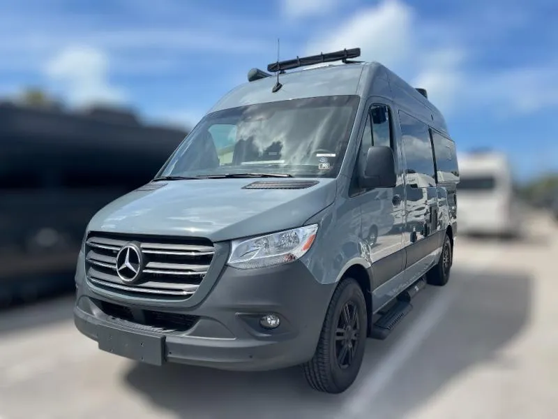 2024 Thor Motor Coach Tranquility 19L - Photo 4