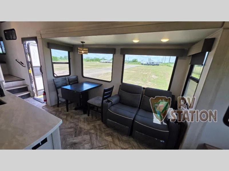 2023 Forest River RV Wildcat 290RL - Photo 3
