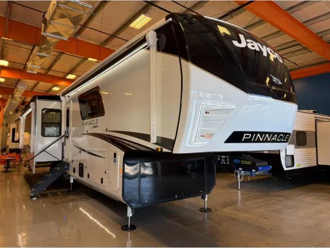 2027 Jayco Pinnacle 38FBRK - Photo 2