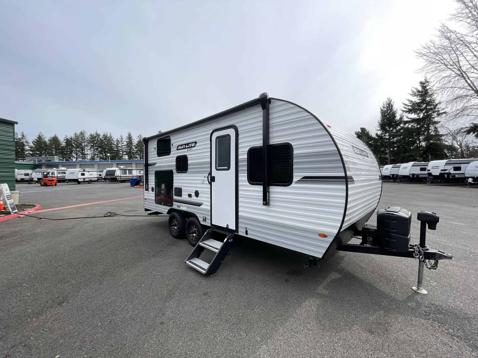 2023 Sunset Park Rv Sun-Lite 21QB - Main photo