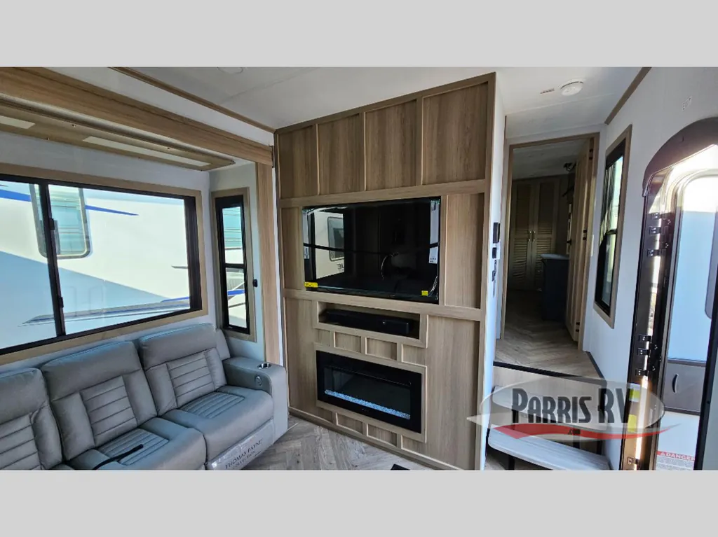 2026 Keystone Raptor 433, Photos photo 24