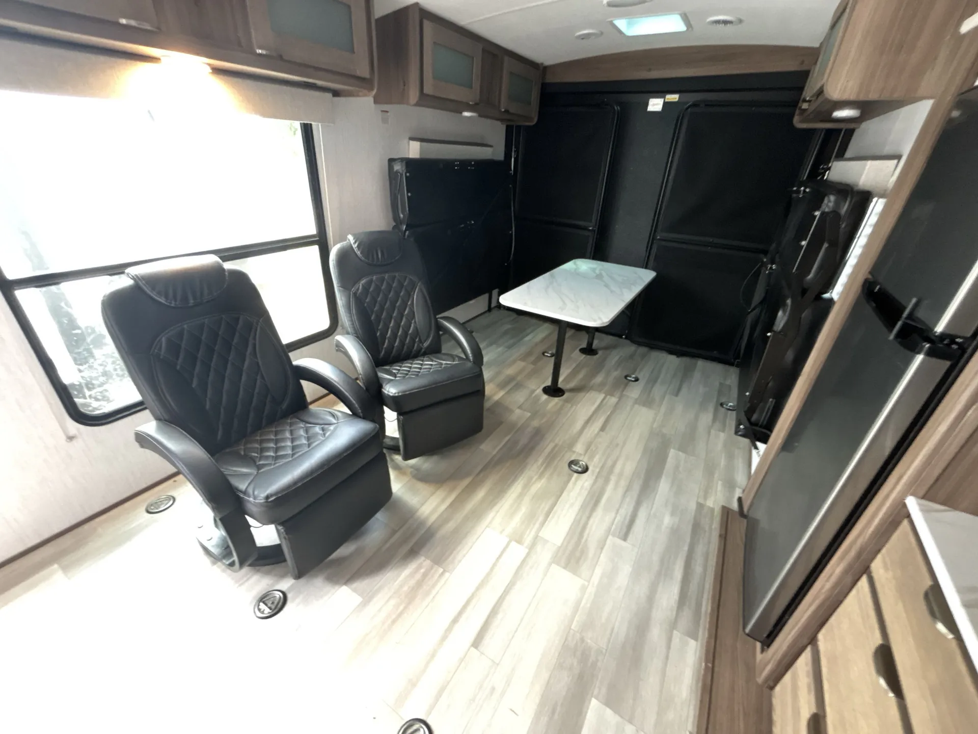 2023 Cruiser RV MPG 2700TH — living area main