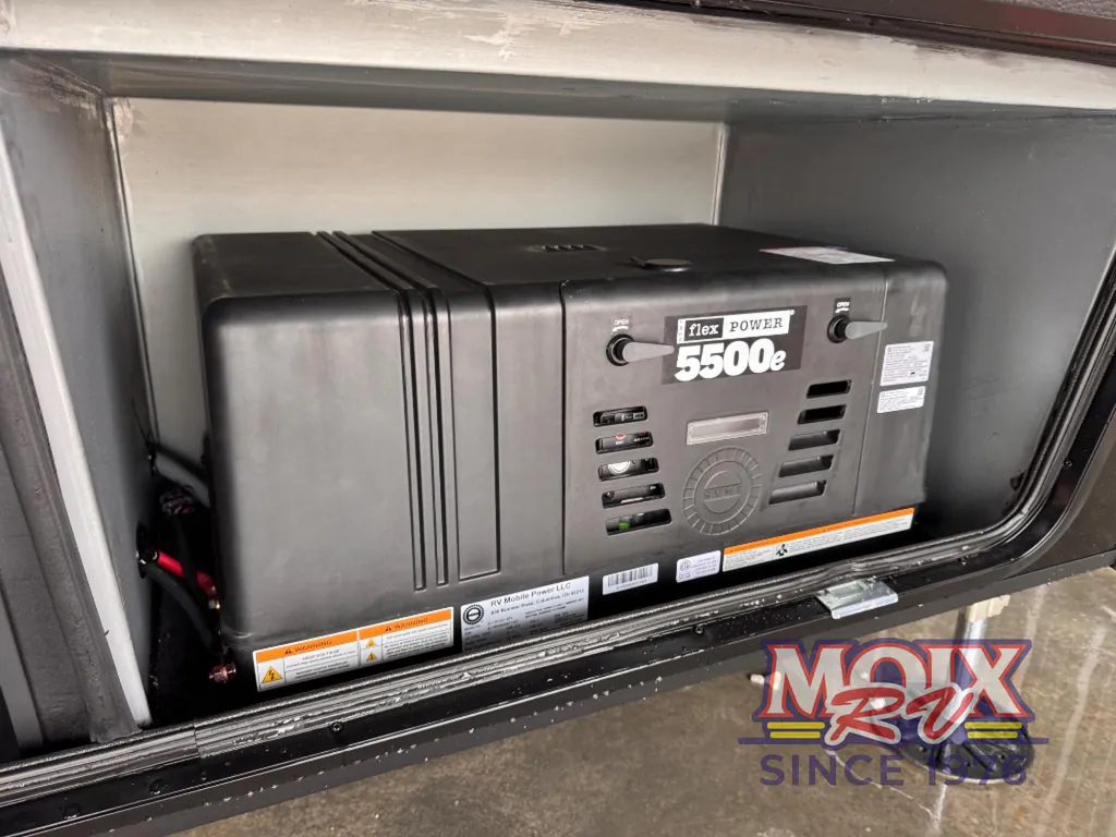 2026 Brinkley Model G 4100, Photos photo 17