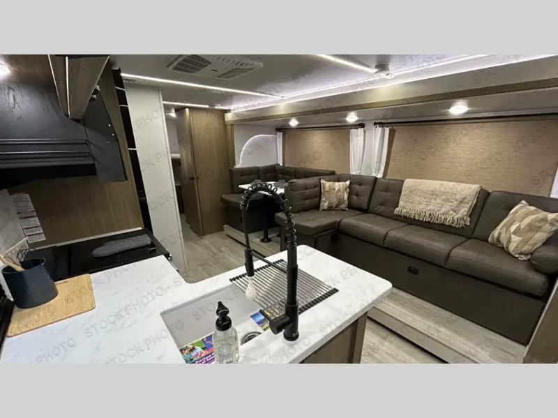 2026 Forest River Wildwood X-Lite 28VBXL - Photo 3