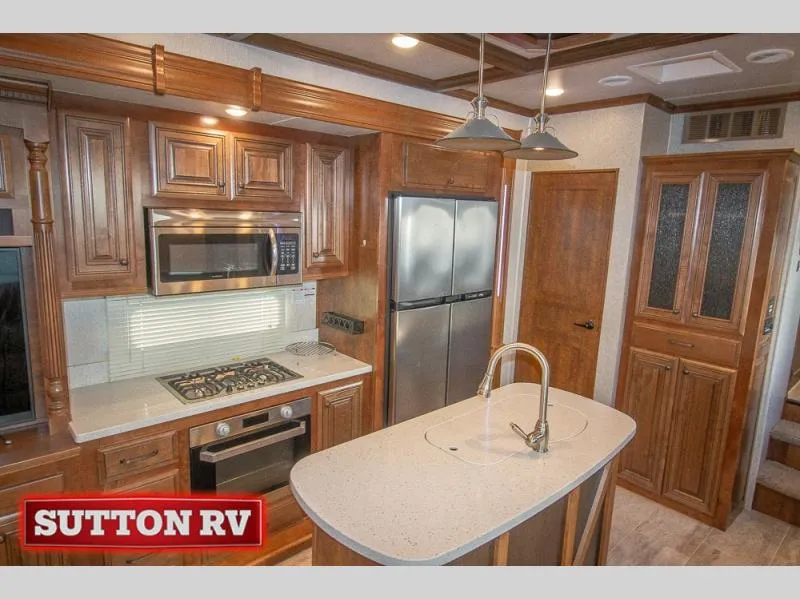2018 Heartland Bighorn 3160ELITE - Photo 4