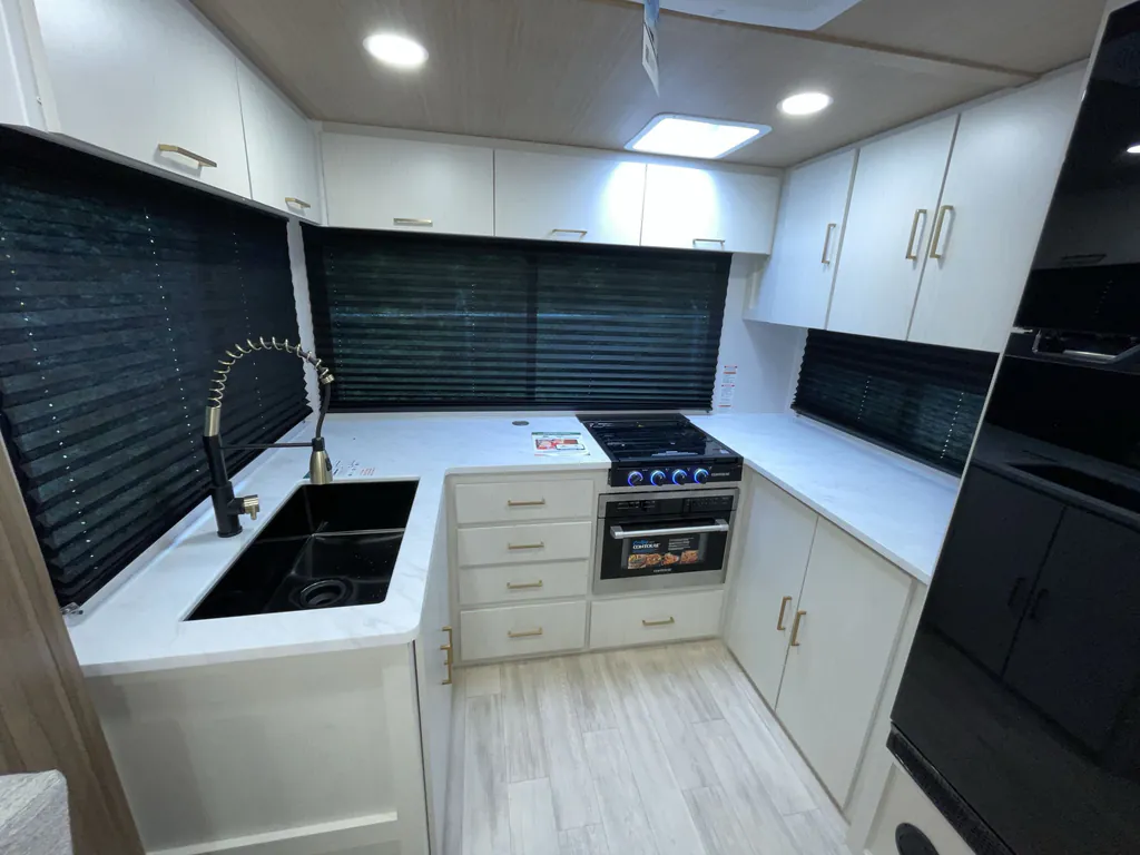 2027 Forest River Vibe 3400SB, Photos photo 12