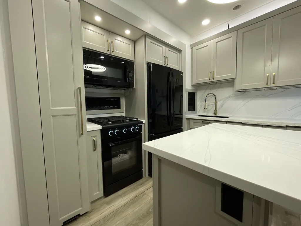 2024 Brinkley Model G 4000, Photos photo 11