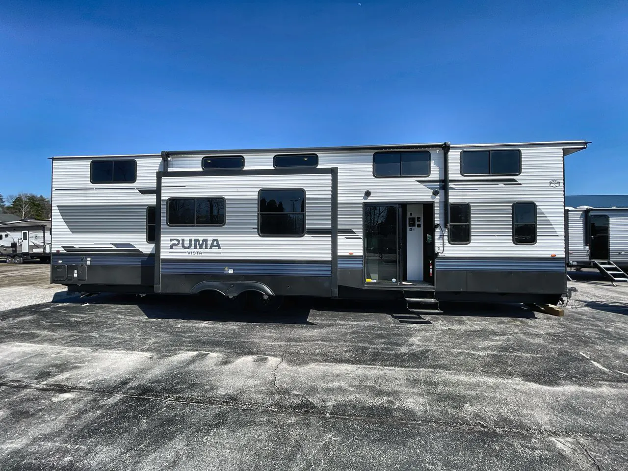 2026 Forest River Puma Vista 421LFT