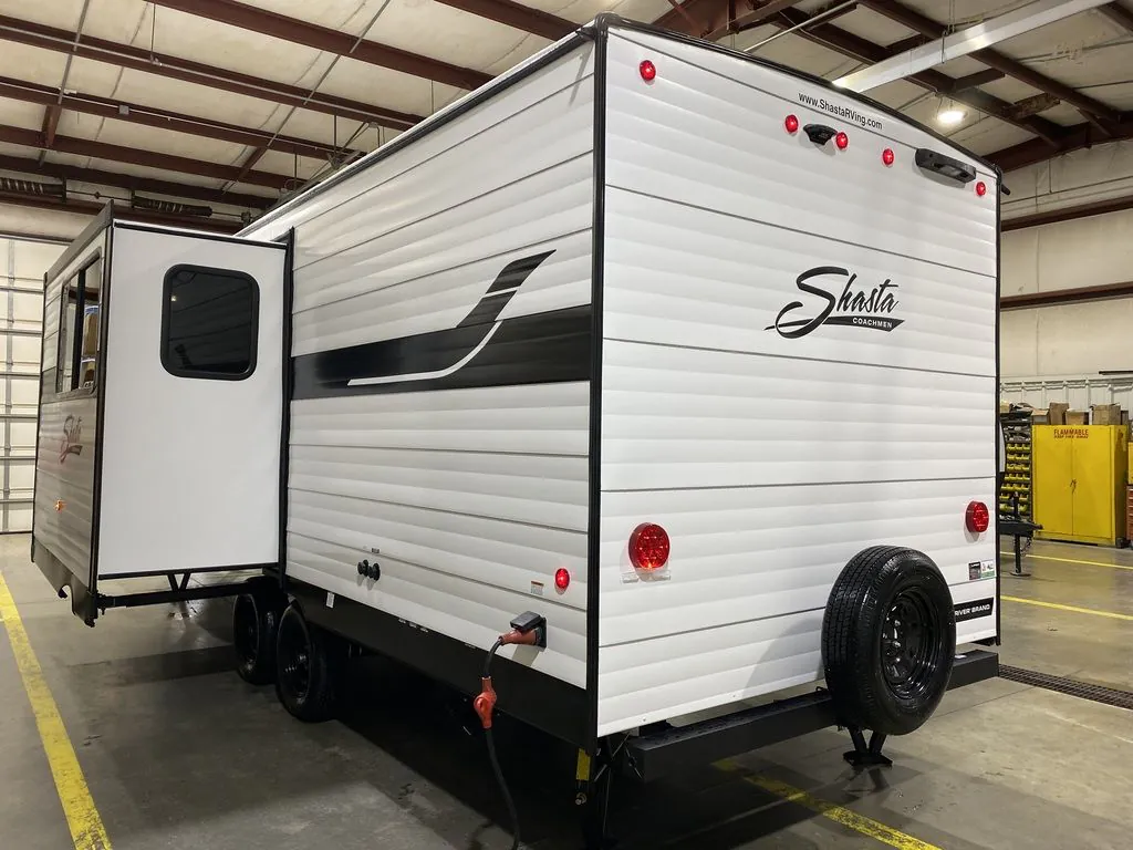 2025 Shasta RVs i-5 Edition 525BHS - Photo 4
