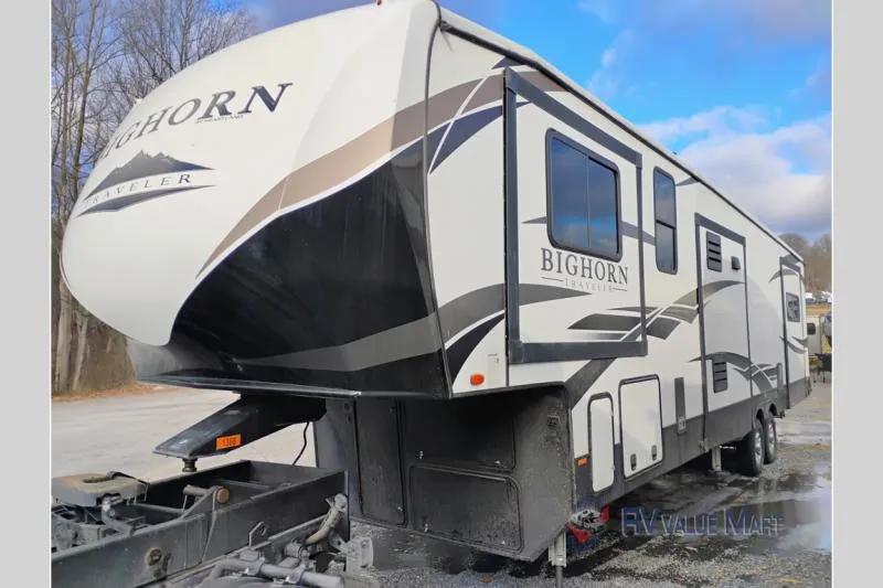 2021 Heartland Bighorn Traveler 38FL - Photo 4