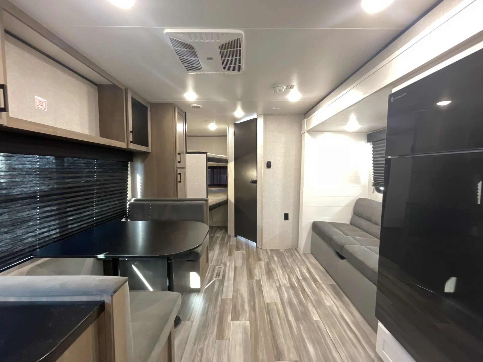 2025 Jayco Jay Flight SLX 265BHSW — living area main