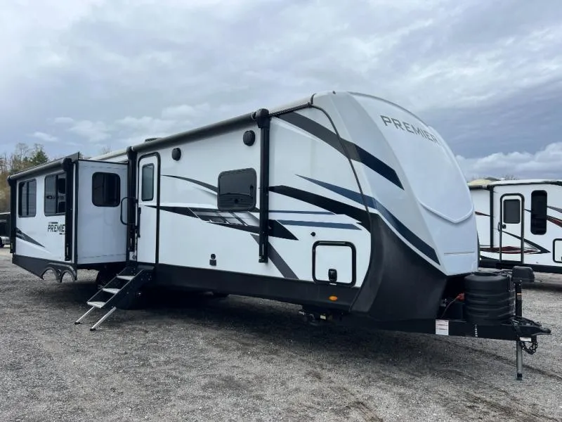 2023 Keystone RV Premier Ultra Lite 31REPR - Main photo