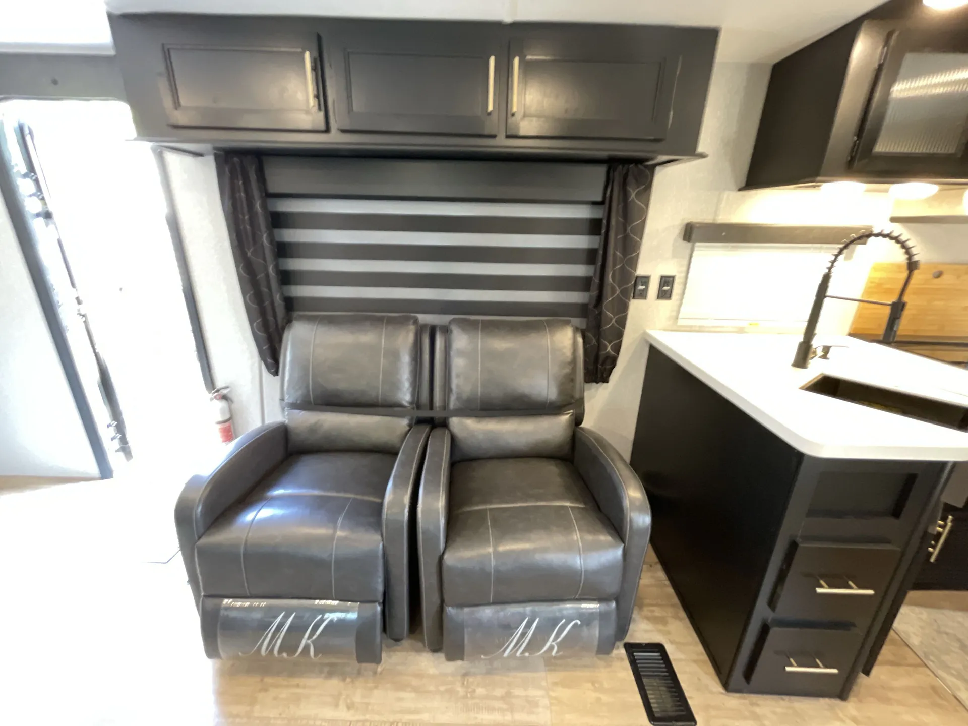 2022 Forest River Cherokee Black Label 274RKBL — living area main