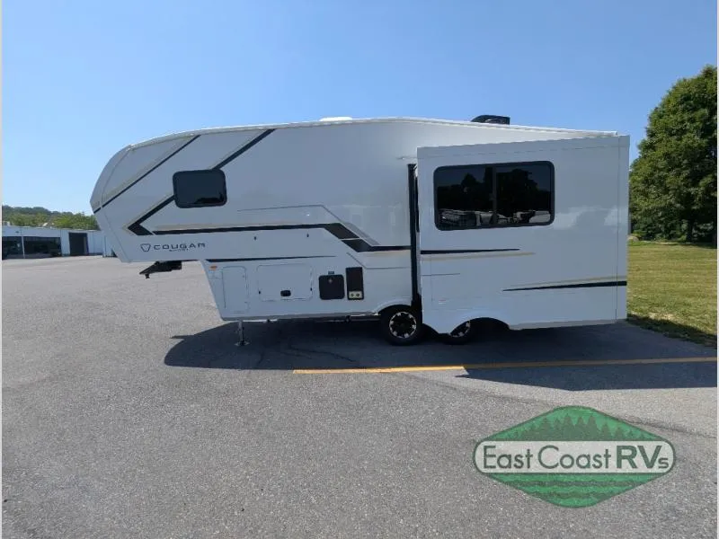 2027 Keystone RV Cougar Sport 2100ML - Photo 3