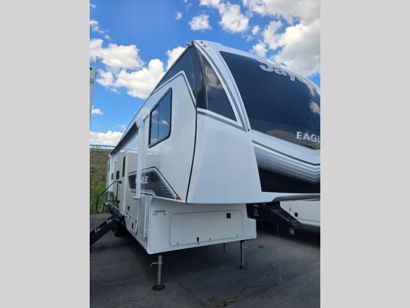 2026 Jayco Eagle HT 31QCD - Photo 2