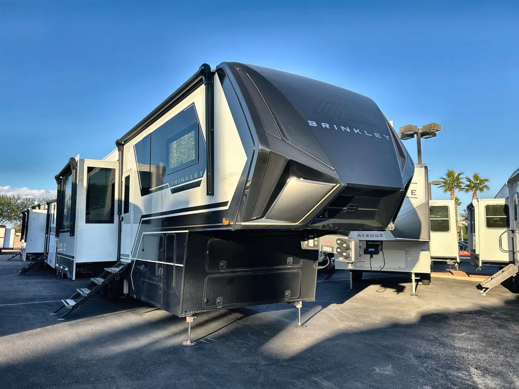 2026 Brinkley Model G 3520 - Photo 3