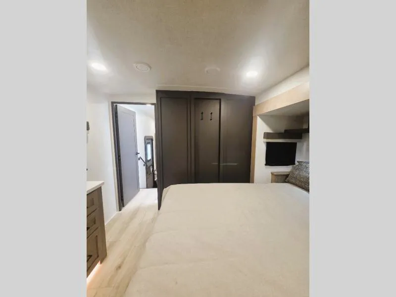 2026 Forest River Rockwood Signature R361RLS, Photos photo 19