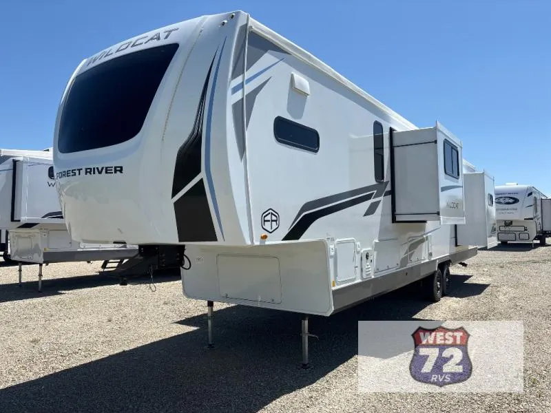 2026 Forest River Wildcat 37GALLEY - Photo 4