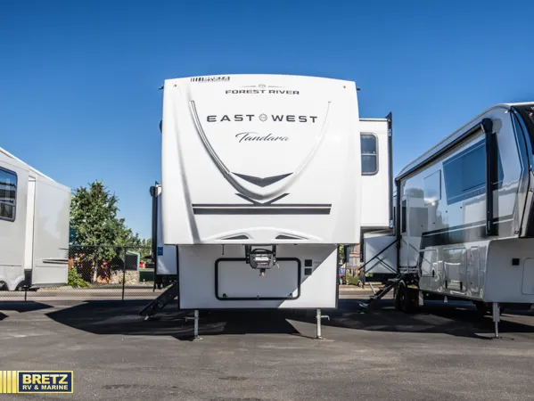 2026 East to West Tandara 295RL - Photo 3