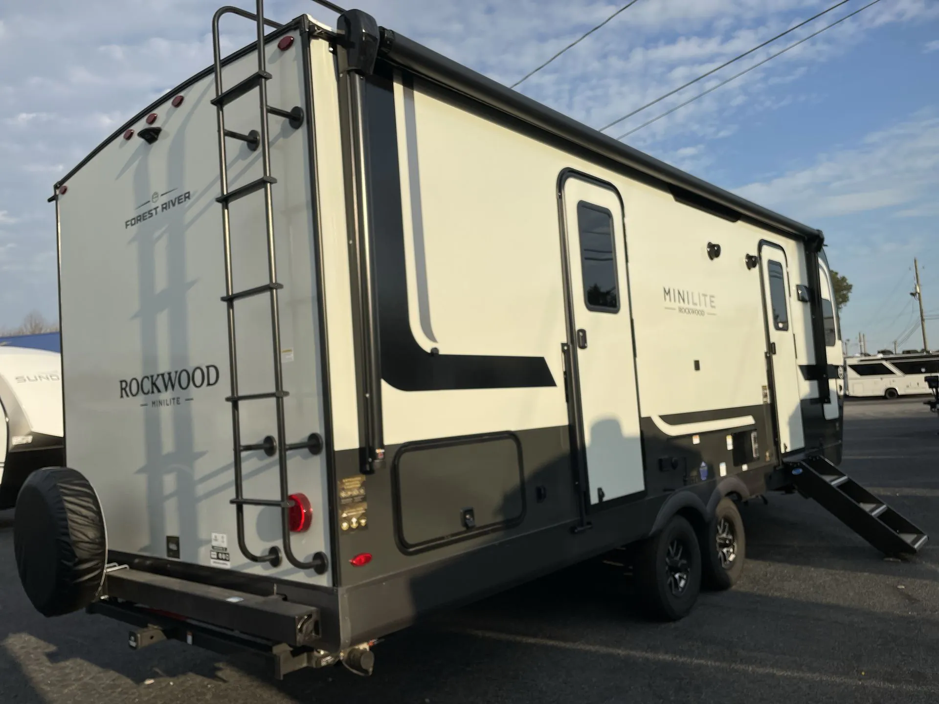 2026 Forest River Rockwood Mini Lite 2506FK — Photo 6