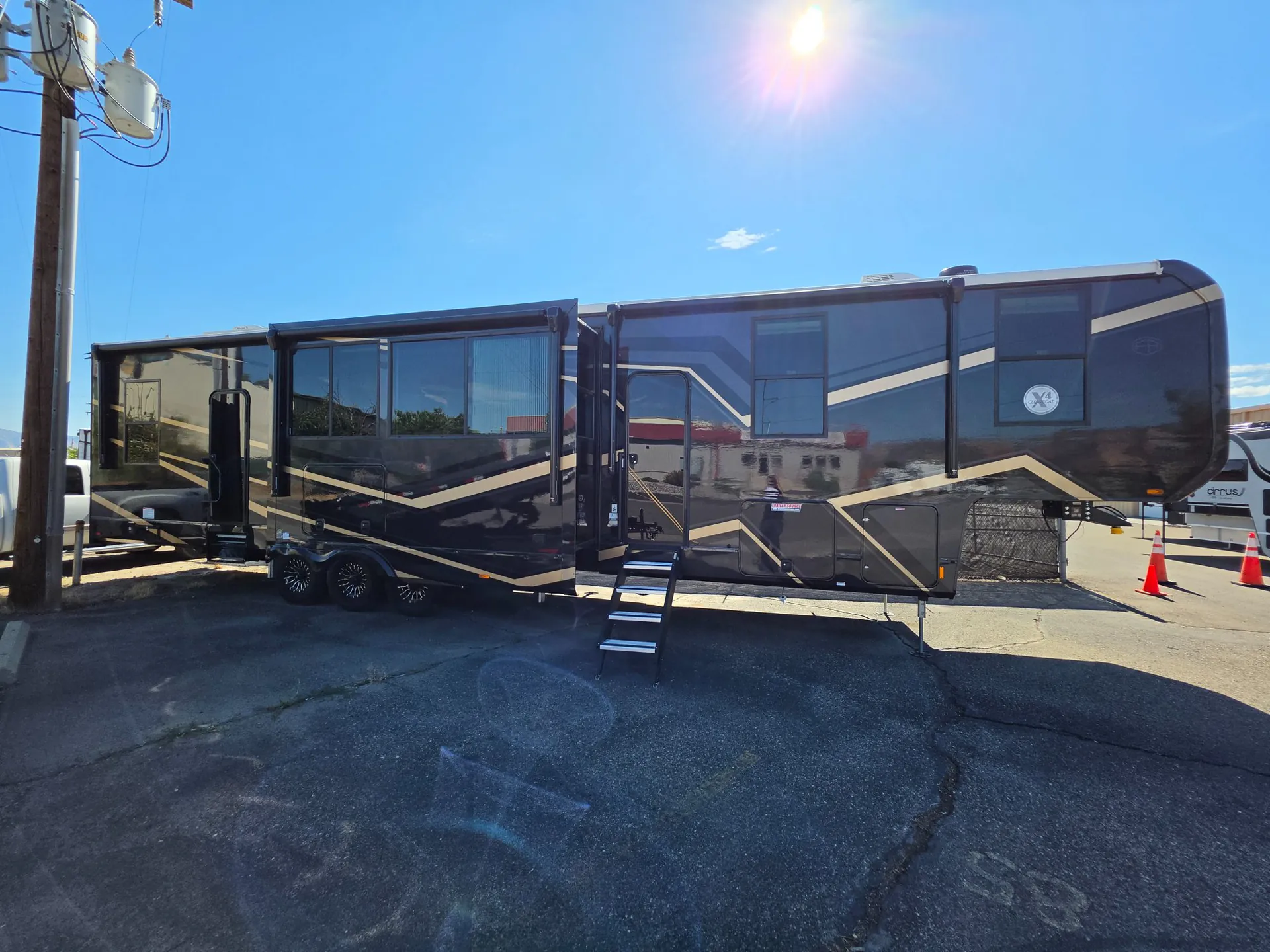 2026 Forest River XLR Nitro 41G14 — Photo 5