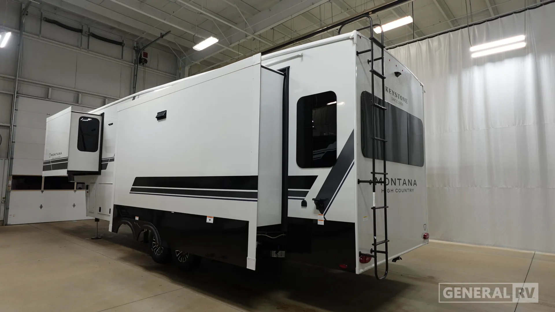 2026 Keystone Montana High Country 290RL - Photo 4