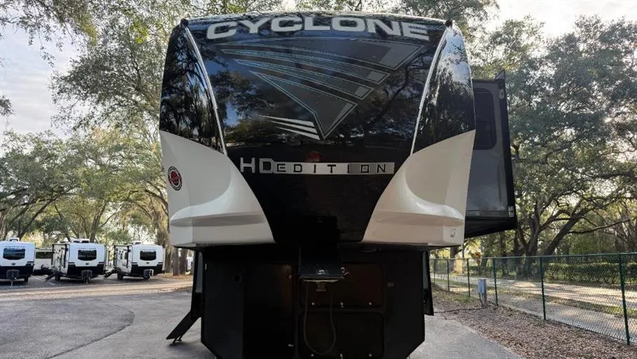 2021 Heartland Cyclone 4006 - Photo 3