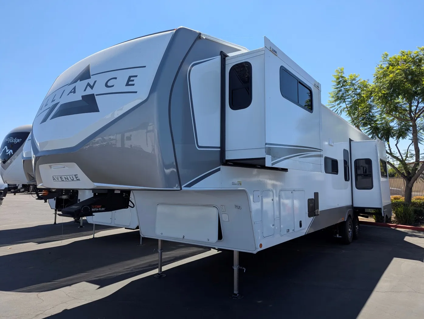 2026 Alliance RV Avenue 38DBL - Photo 4