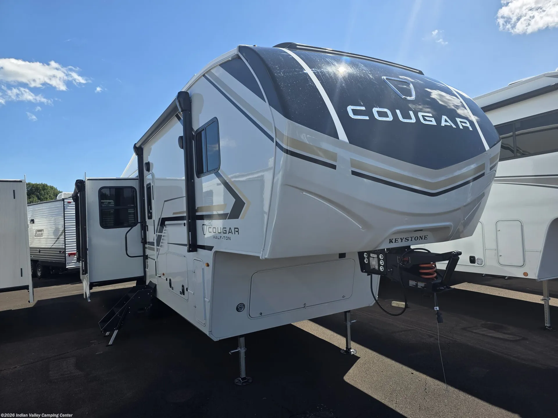 2026 Keystone Cougar Half-Ton 28RLI - Photo 2