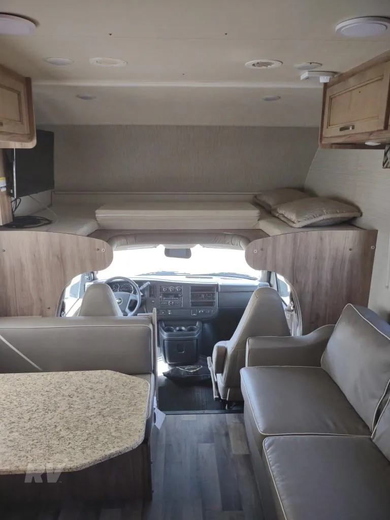 2019 Fleetwood Pace Arrow LXE 38F, Photos photo 7