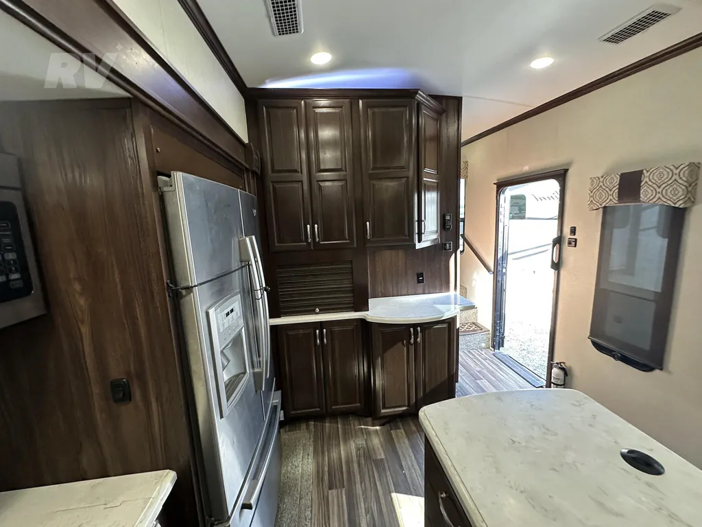 2017 Forest River Cardinal 3456RL, Photos photo 14