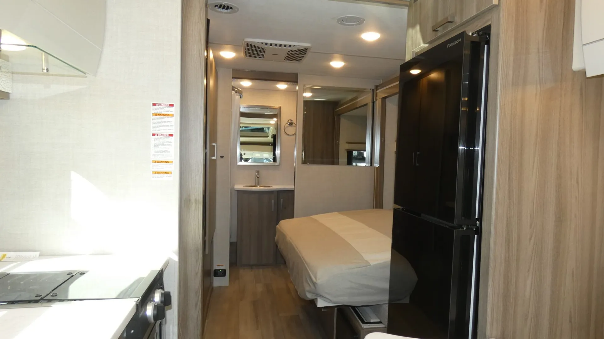 2026 Thor Motor Coach Gemini 24JG - Photo 3