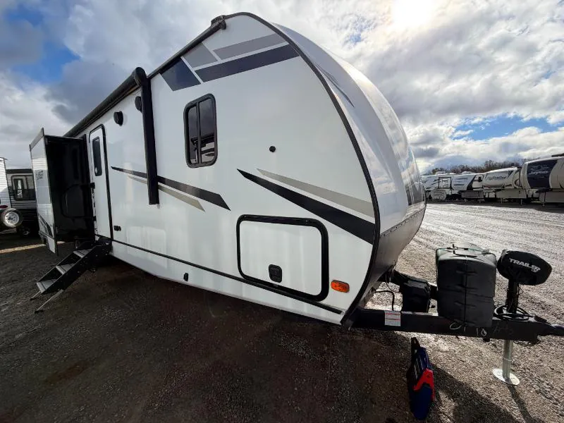 2022 CrossRoads Sunset Trail Super Lite 331BH - Photo 2