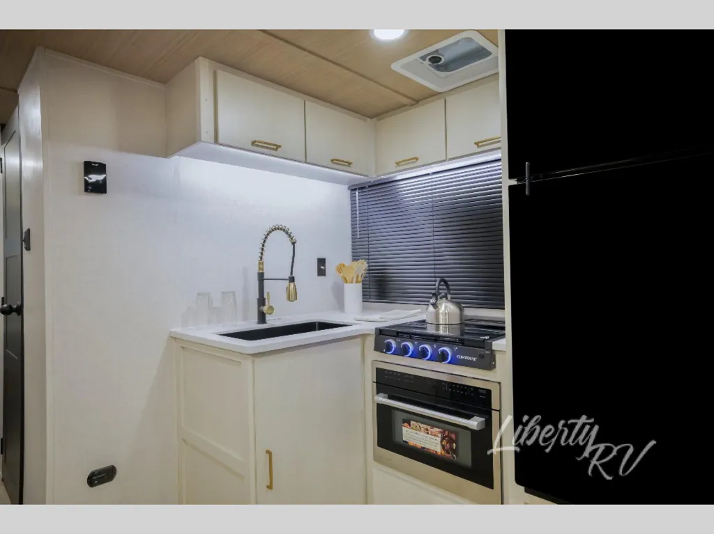 2027 Forest River Vibe 2900KB, Photos photo 9