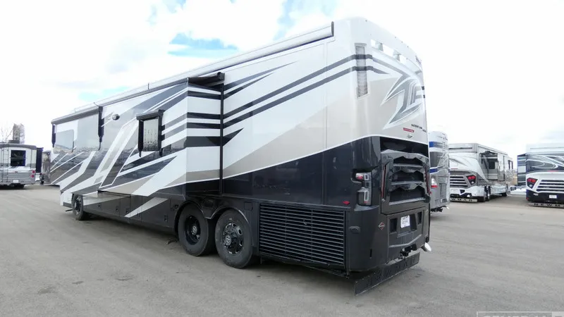 2026 Newmar Mountain Aire 4118 - Photo 4