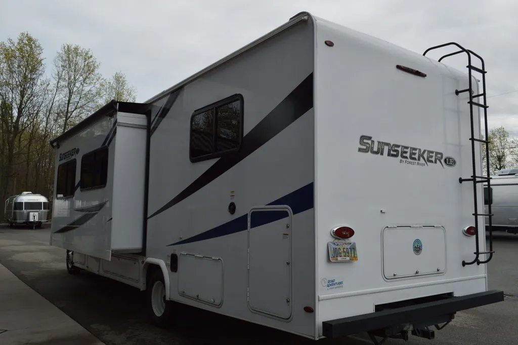 2021 Forest River Sunseeker 2850S LE - Photo 4