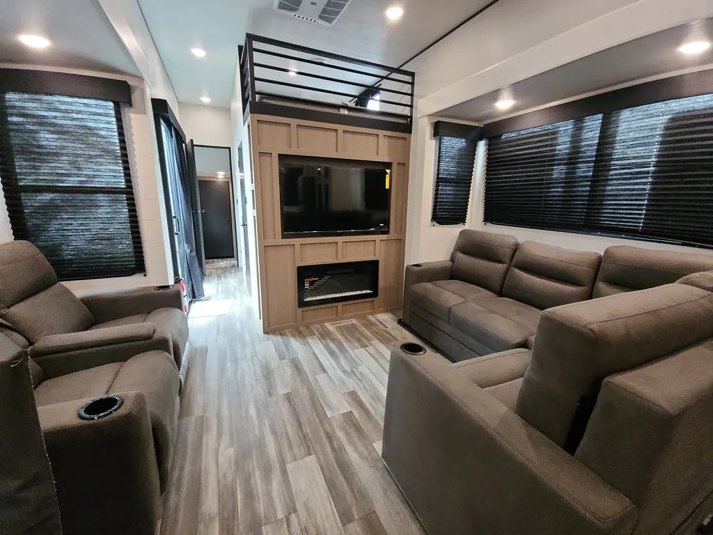 2026 Jayco Jay Flight Bungalow 404LOFT DS, Photos photo 21