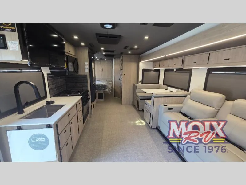 2026 Grand Design Lineage Series F 31ZW - Photo 3