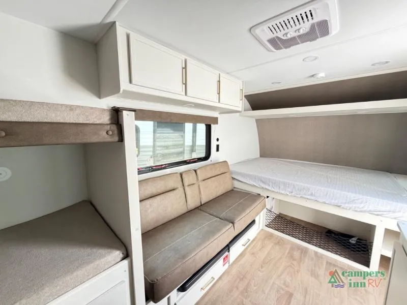 2027 Grand Design Transcend One 151BH - Photo 4