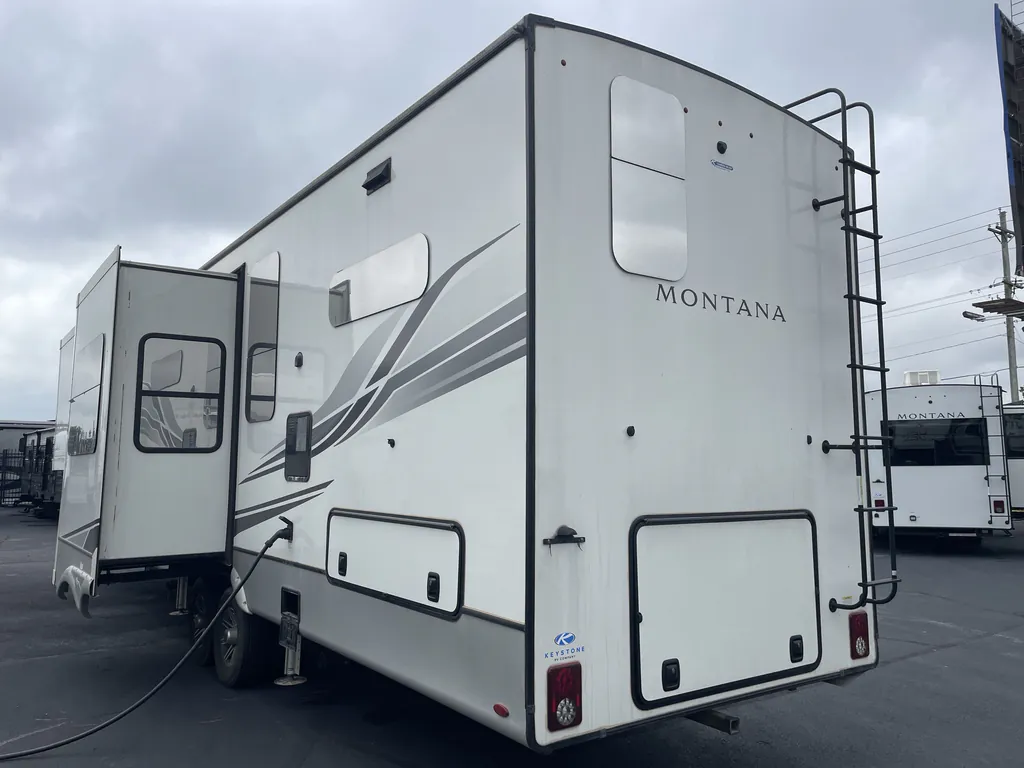 2024 Keystone Montana 3901RK, Photos photo 18